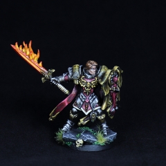 Almaran-paladin-miniature-2