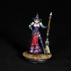 Dita-steampunk-witch-miniature-1