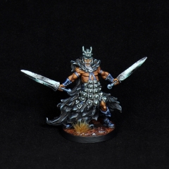 Aasimar-Inquisitor-Miniature-1