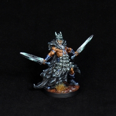 Aasimar-Inquisitor-Miniature-4