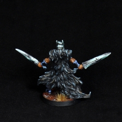 Aasimar-Inquisitor-Miniature-5