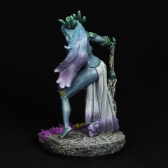 Female-Cloud-Giant-4