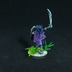 triton-paladin-miniature-5