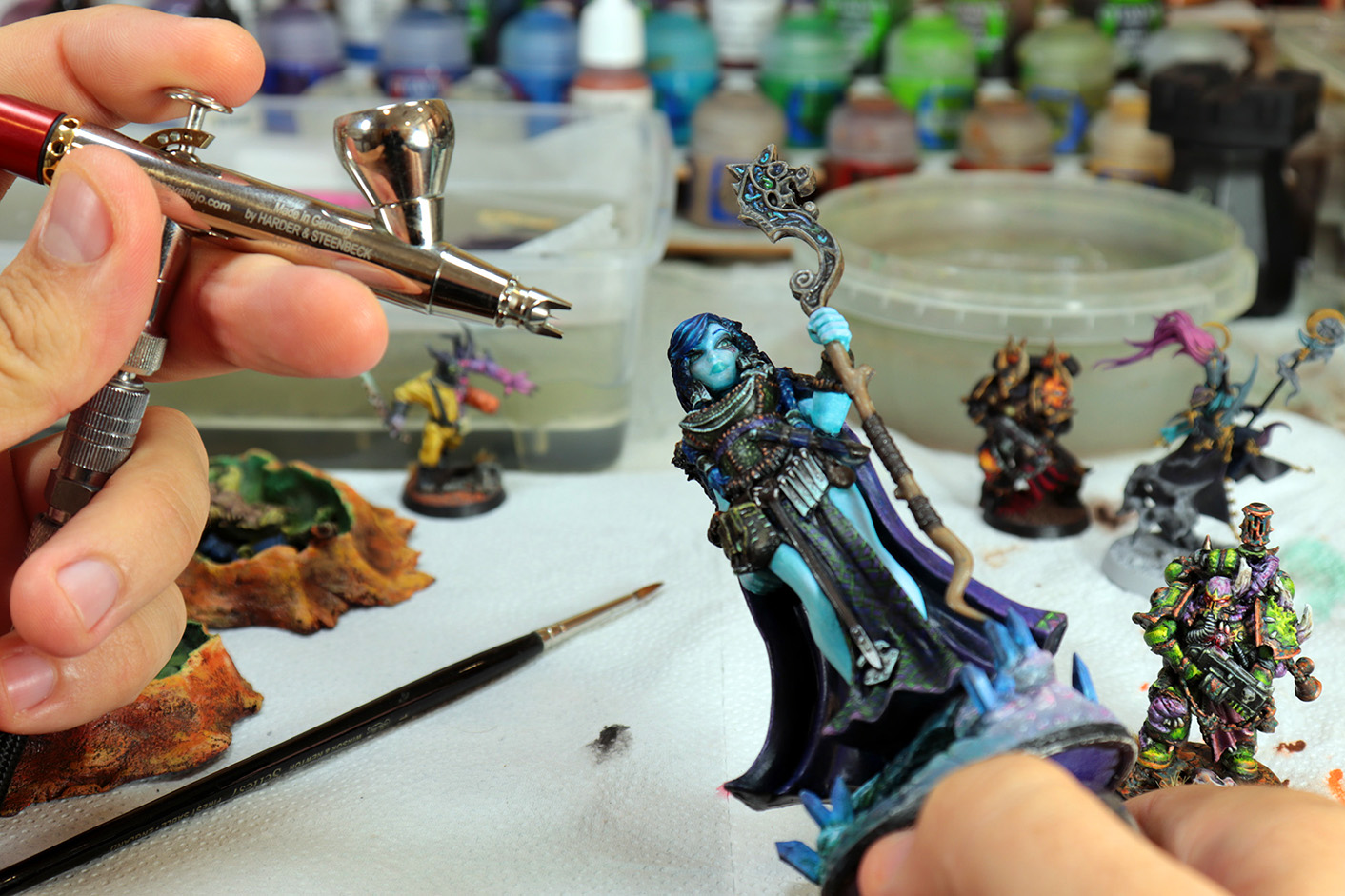 Frozen Fire Arts Warhammer DnD Miniatures Painting and Sculpting