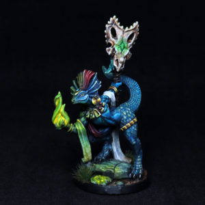 emale-lizardfolk-shaman-miniature