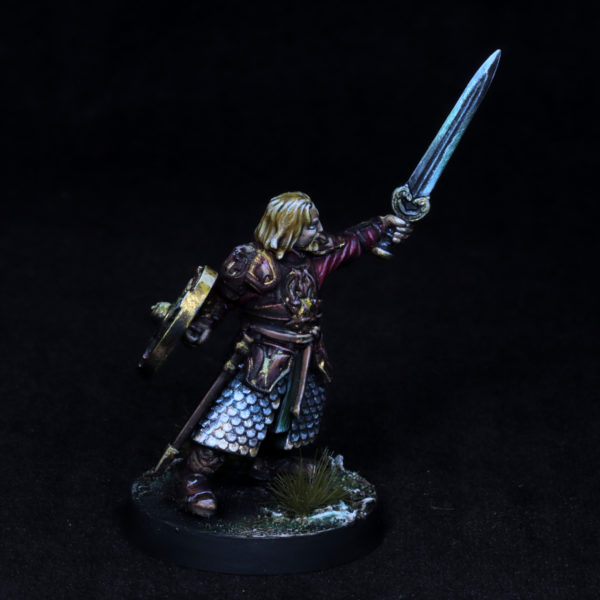 theoden-middle-earth-miniature